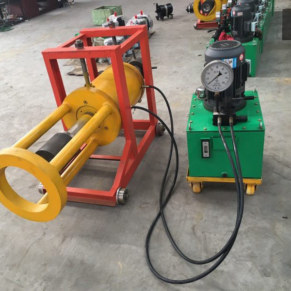 漲拉機 